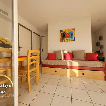 La Maison Bleue, Village Vacances, Piscine, Parking Saint-Geniez-dʼOlt Zewnętrze zdjęcie