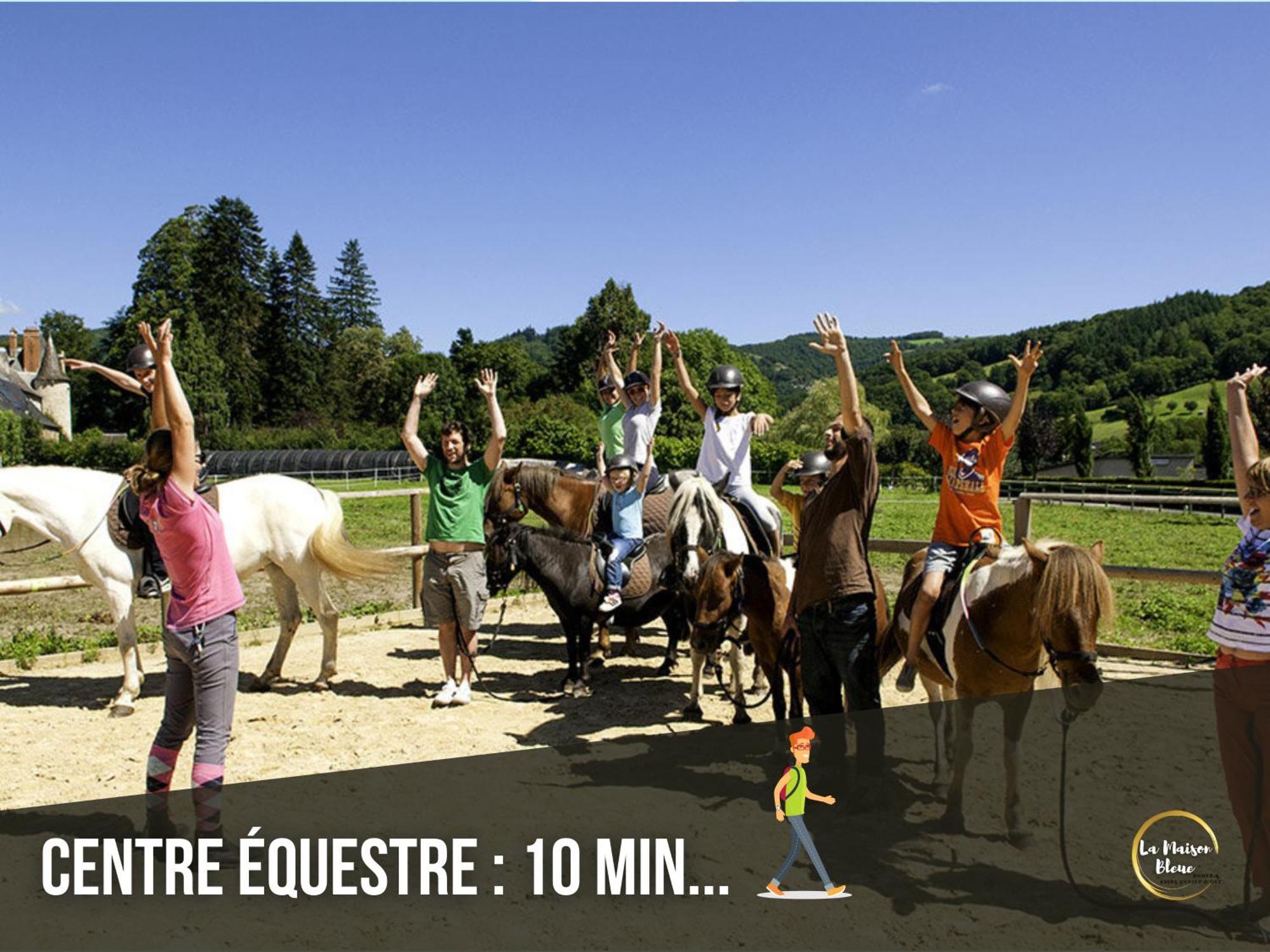 La Maison Bleue, Village Vacances, Piscine, Parking Saint-Geniez-dʼOlt Zewnętrze zdjęcie