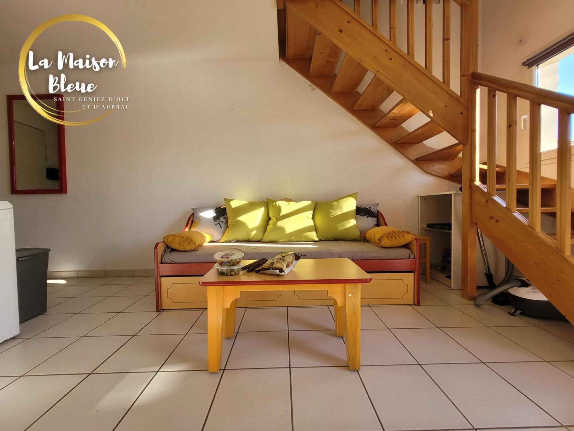 La Maison Bleue, Village Vacances, Piscine, Parking Saint-Geniez-dʼOlt Zewnętrze zdjęcie