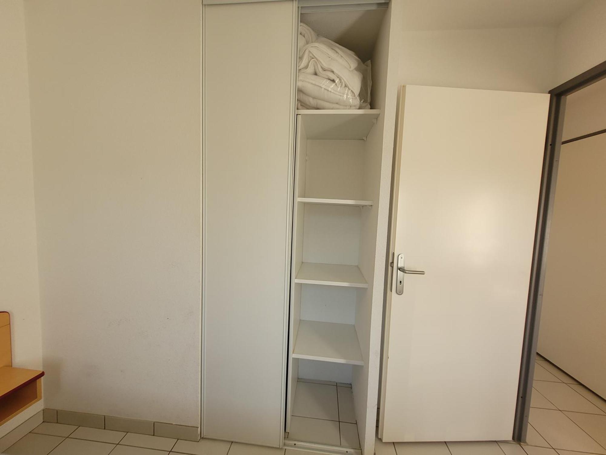 La Maison Bleue, Village Vacances, Piscine, Parking Saint-Geniez-dʼOlt Zewnętrze zdjęcie